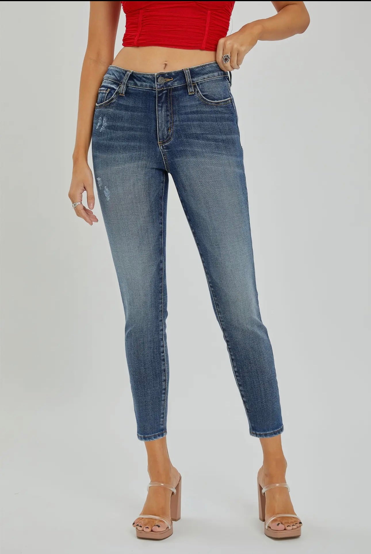 Ceila Skinny