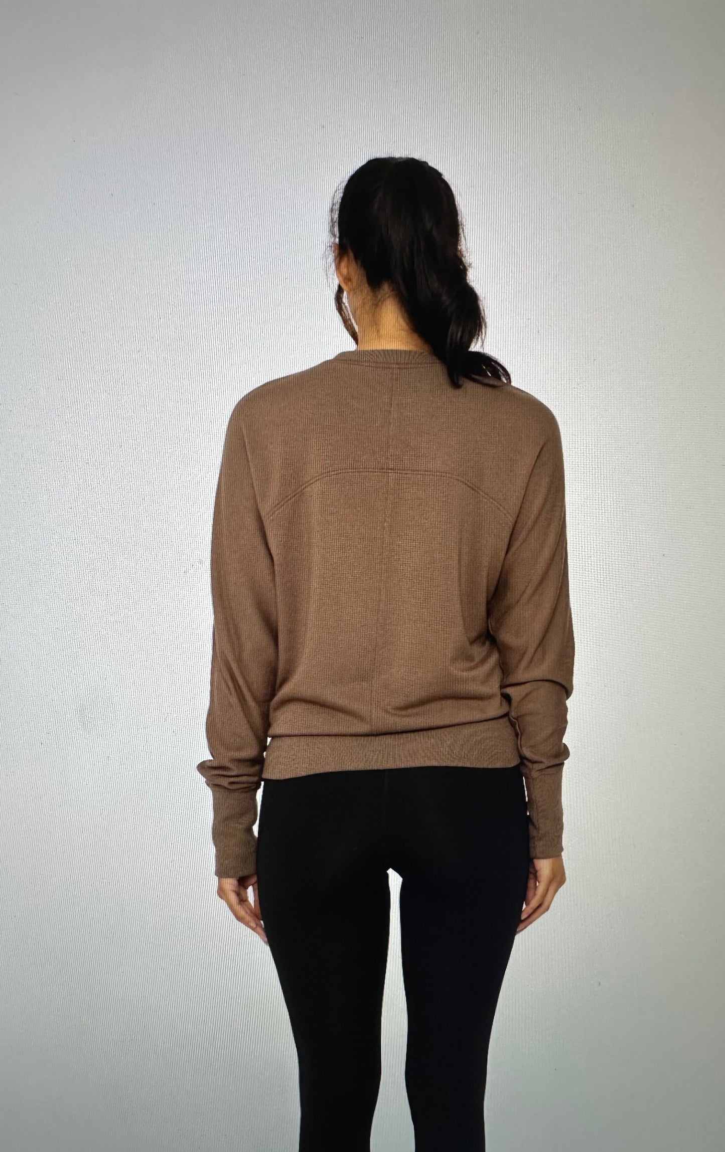 DOLMAN SLEEVE CREW NECK