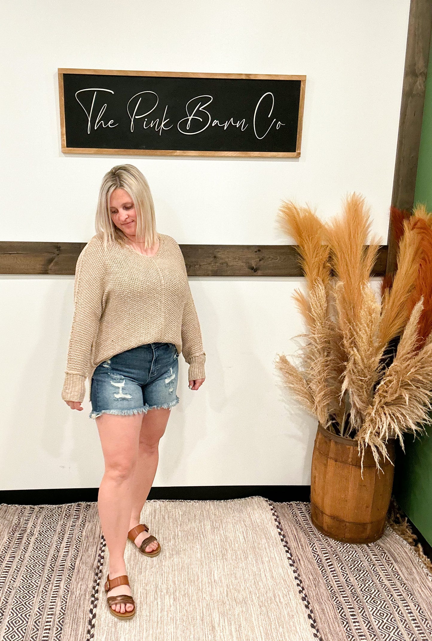 REVERSE SEAM SWEATER