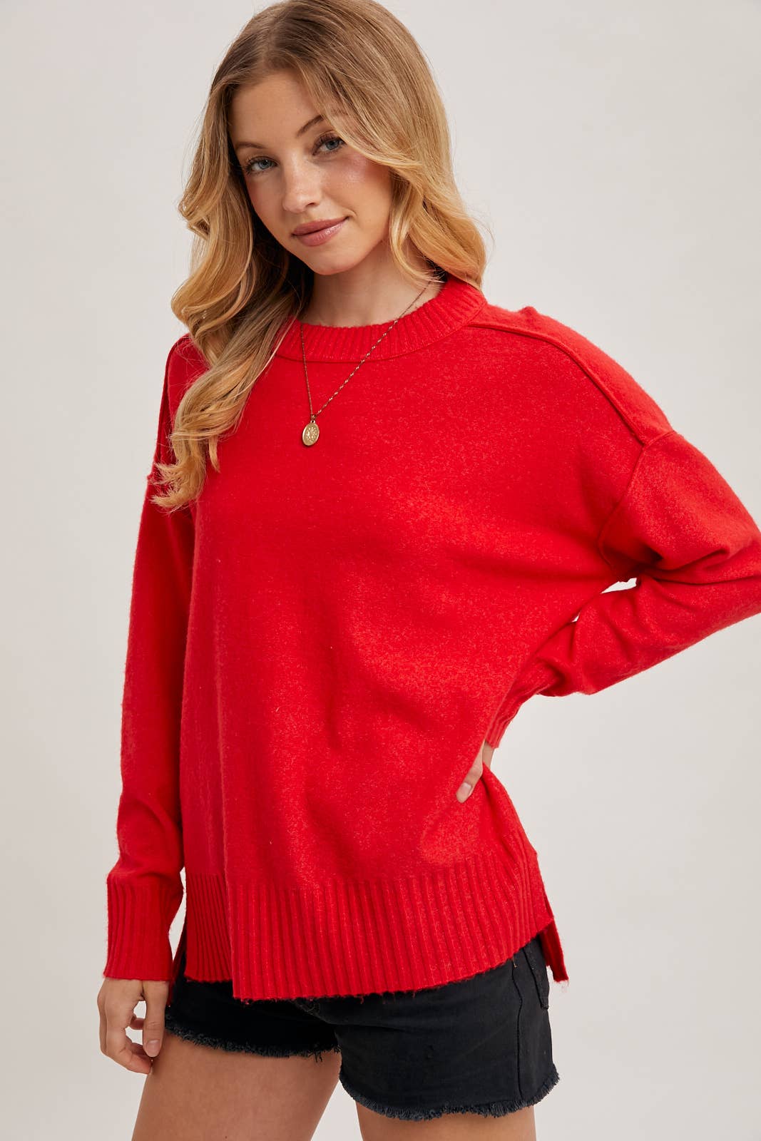 HOLIDAY SWEATER PULLOVER