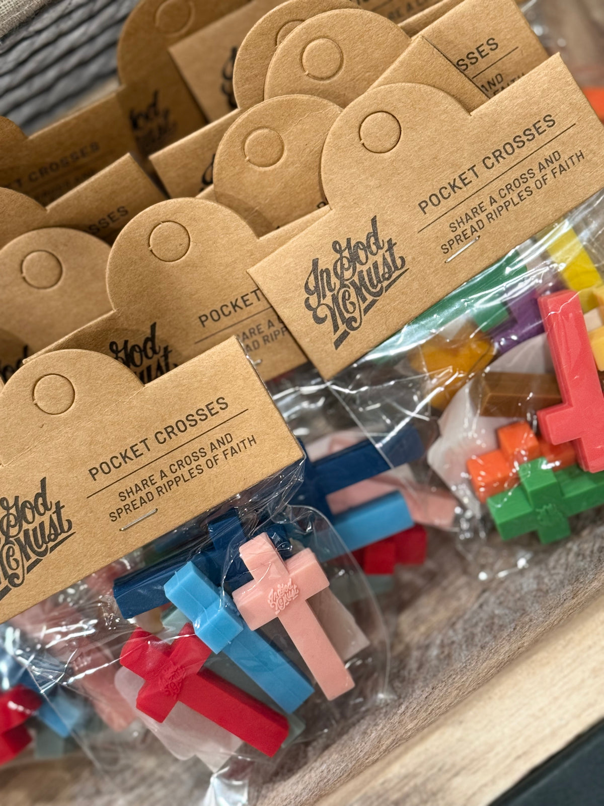 THE SHARE THE FAITH POCKET CROSS - SET OF 5