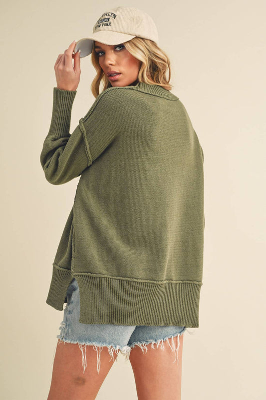 THE LAID-BACK KNIT SWEATER