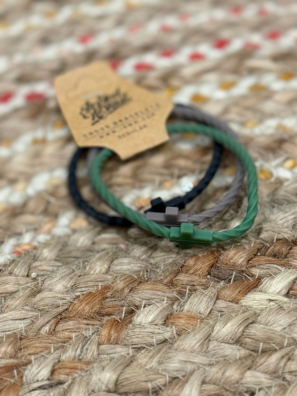 THE FAITH IN COLOR CROSS BRACELET TRIO
