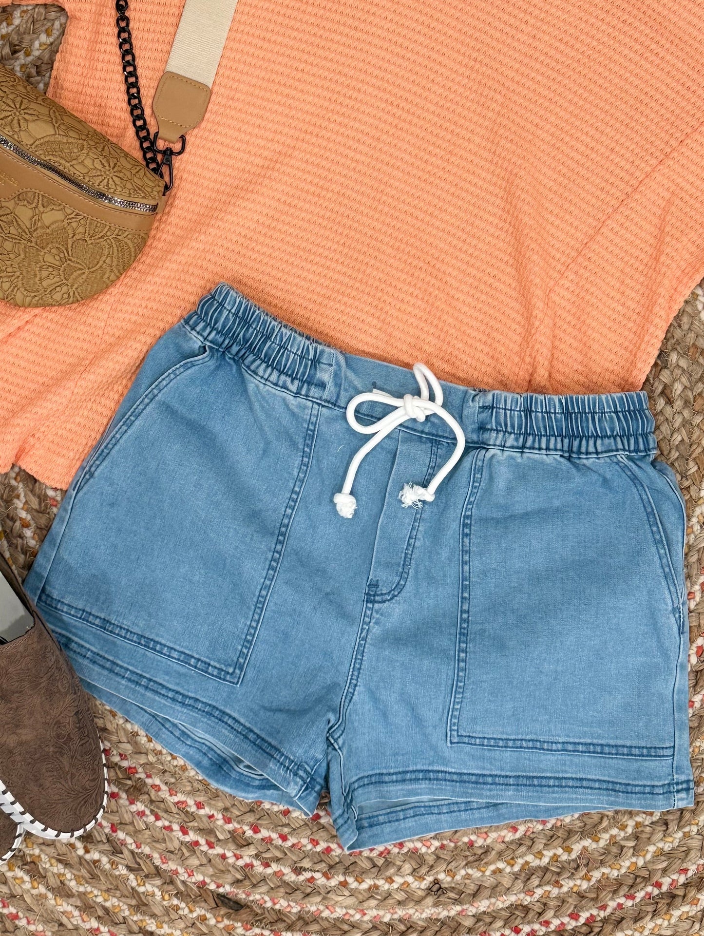 THE LAKE DAY DENIM SHORTS