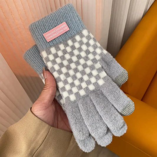 CHECKERED TOUCHSCREEN GLOVES
