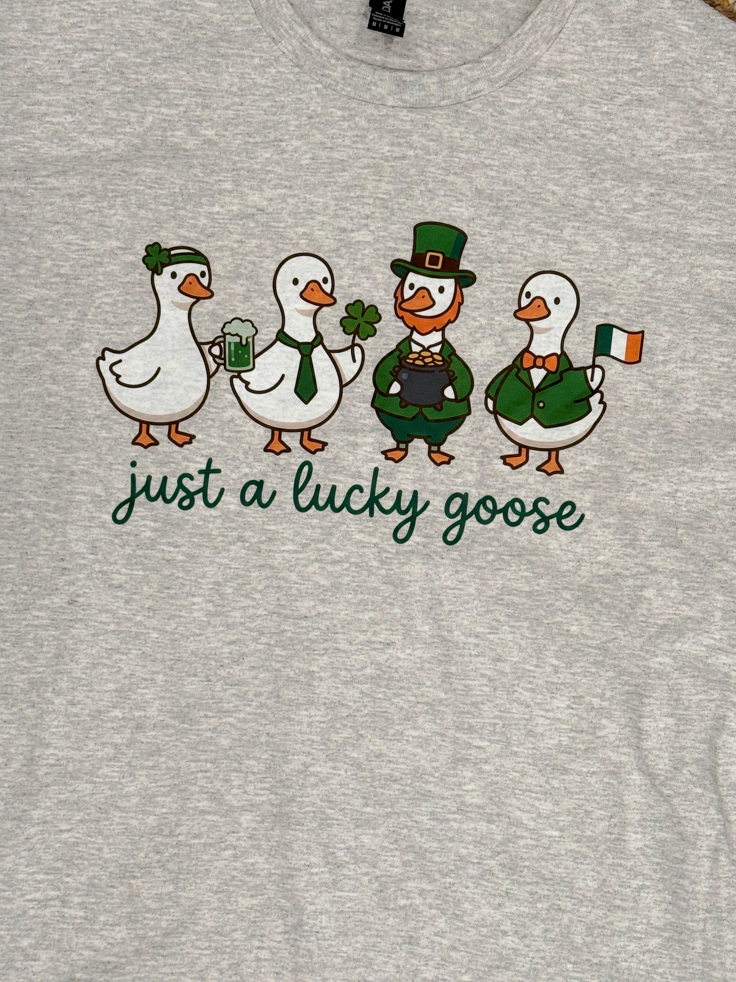 LUCKY GOOSE TEE