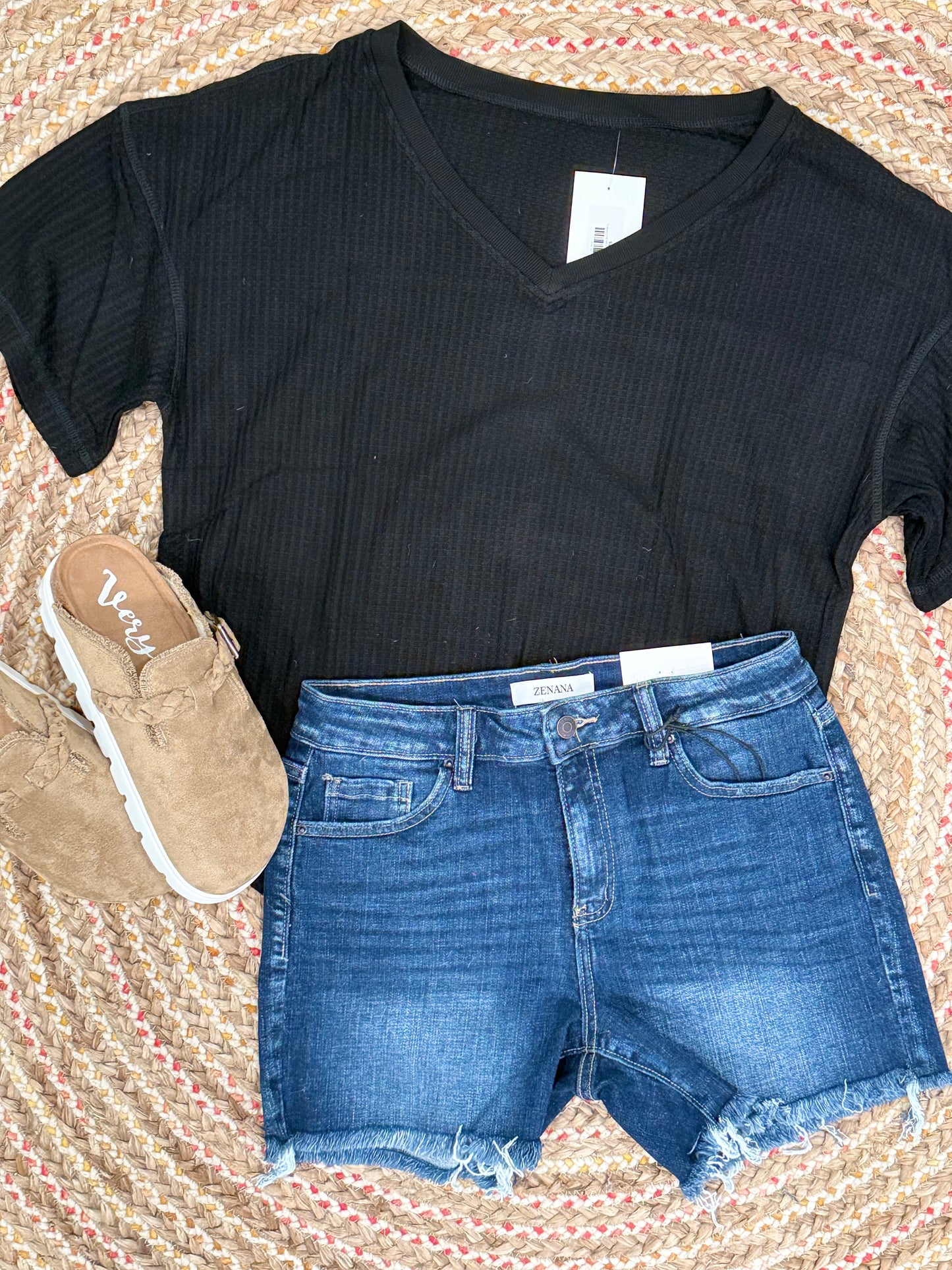 THE HOMETOWN HONEY SHORTS