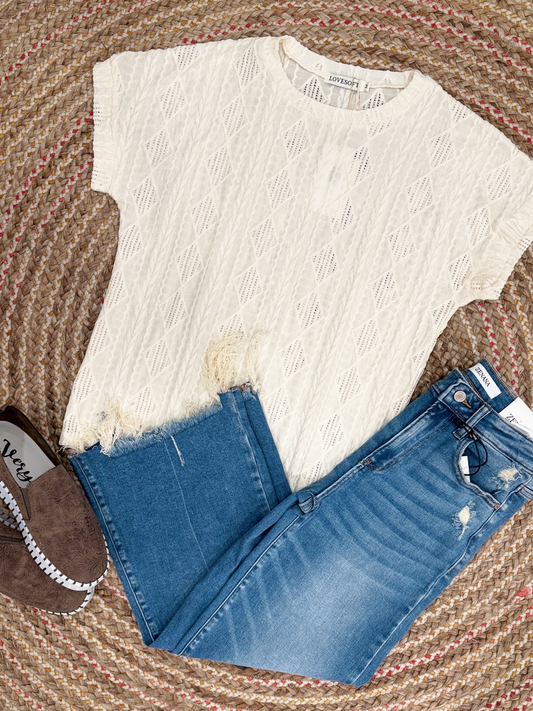 THE TIMELESS GRACE TEXTURE TOP