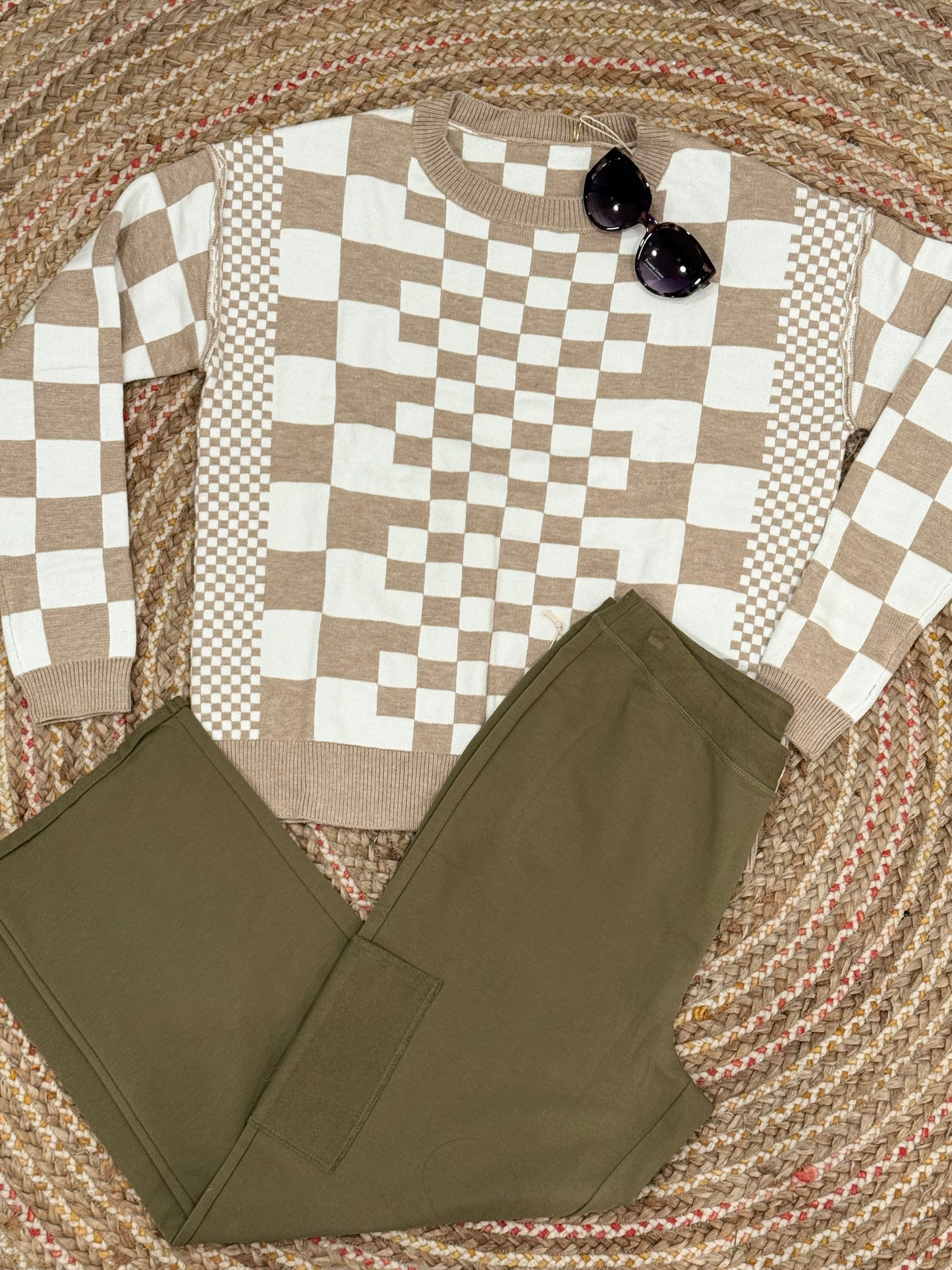 MODERN CHECKER KNIT SWEATER