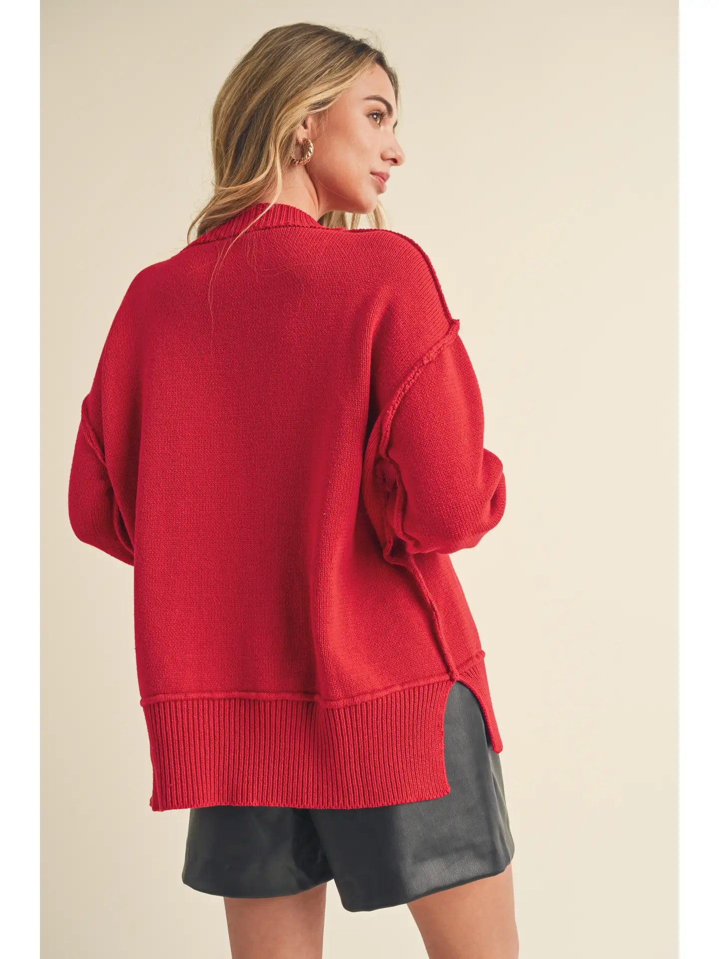 THE LAID-BACK KNIT SWEATER