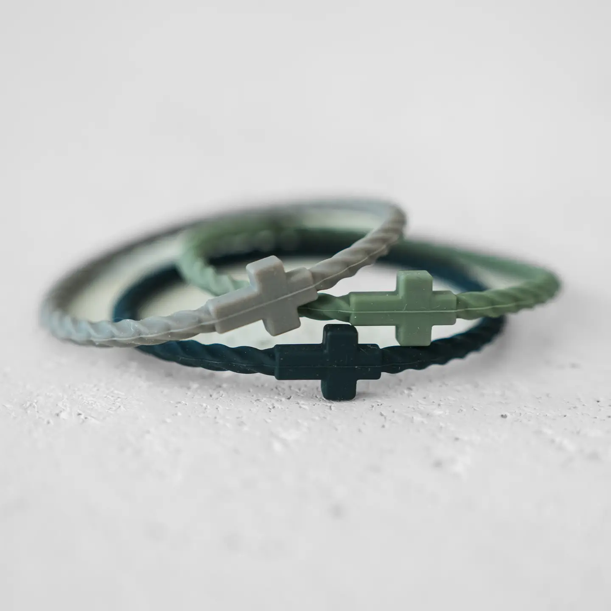 THE FAITH IN COLOR CROSS BRACELET TRIO