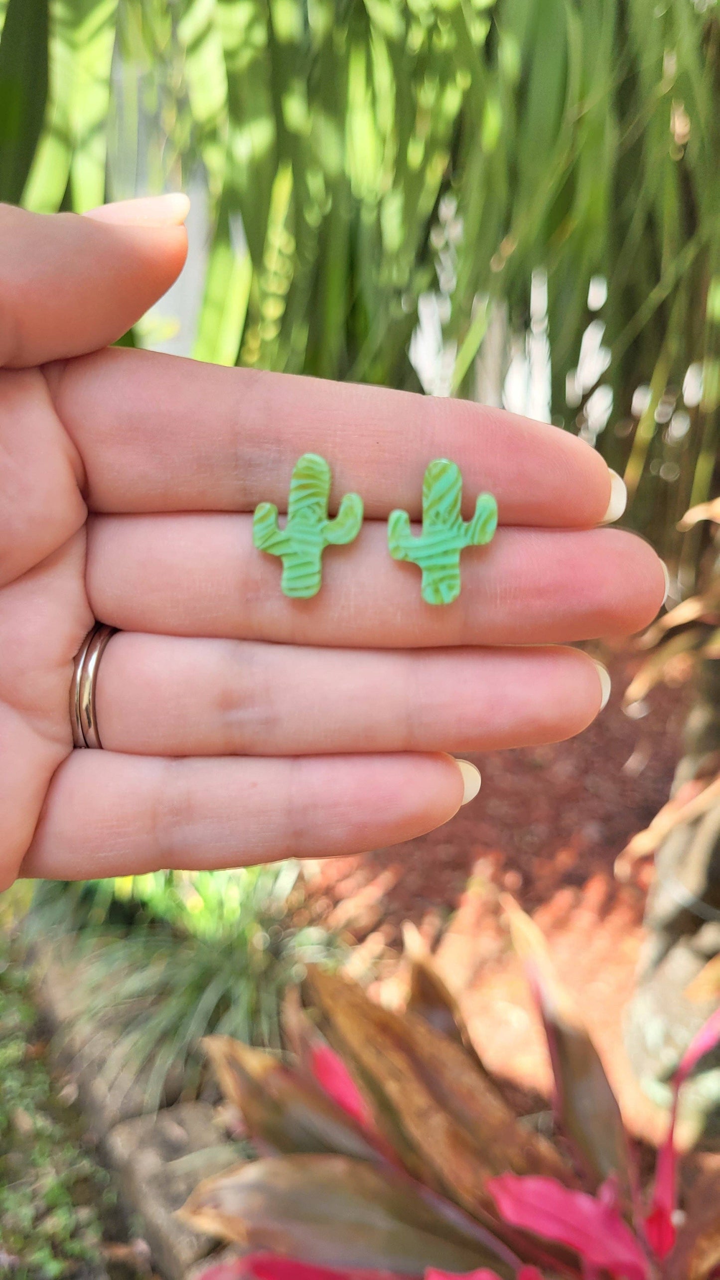 Cactus Studs